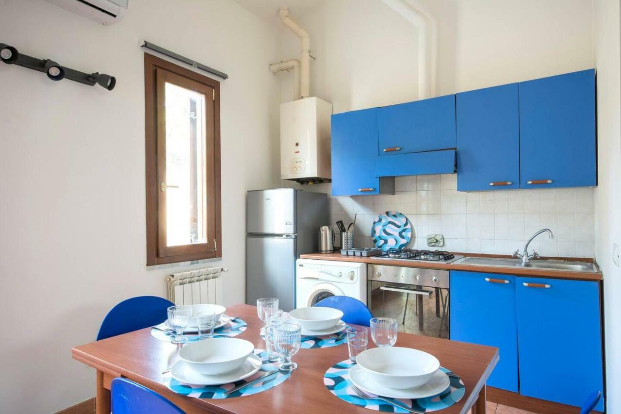Altido Spacious Apt For 4 In Residential Area With Free Parking 比萨 外观 照片